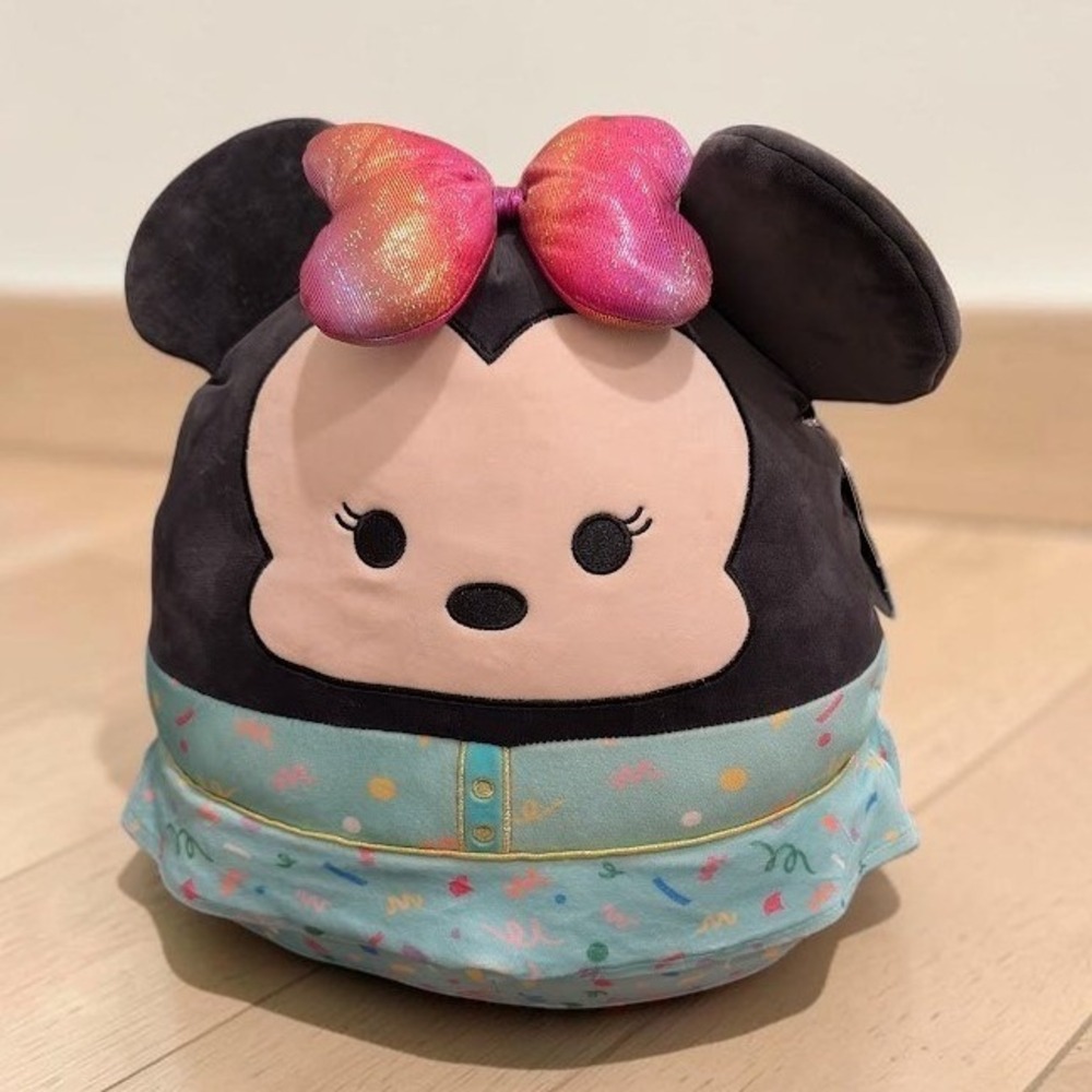 16 inch Minnie Mouse Plush